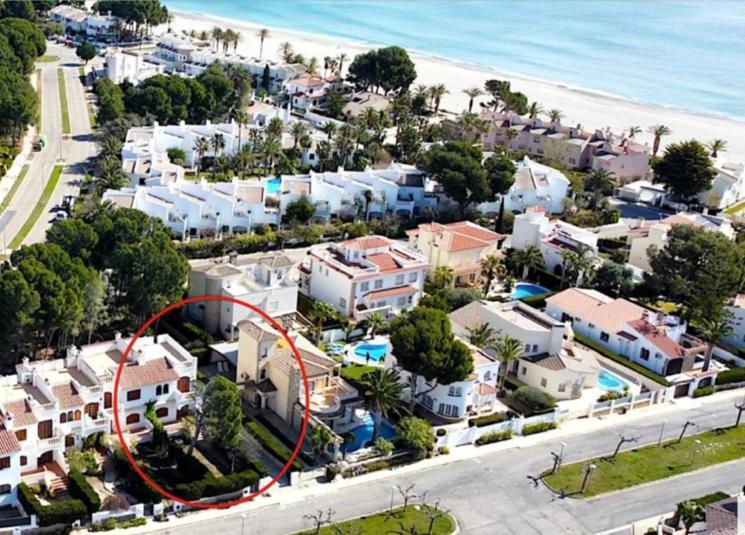ロスピタレート・デ・リンファント Chalet A 100M De La Playa De Cristal, Pino Altoヴィラ エクステリア 写真
